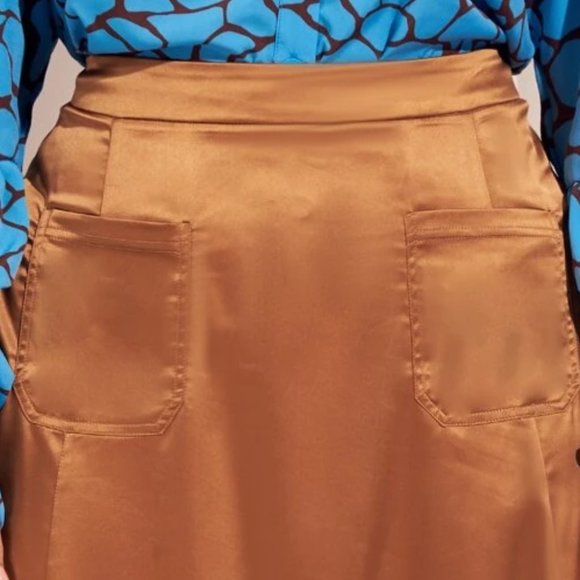 Metallic Gold Satin A-Line Flared Skirt Size 2XL  Fits 1XL  NEW NWOT - Picture 2 of 6